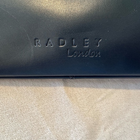 Radley London Crossbody bag - Picture 4 of 8